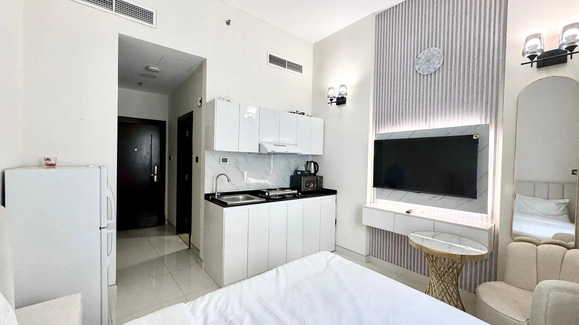 Apartment Al Manara Premium Deluxe Studio Dubai